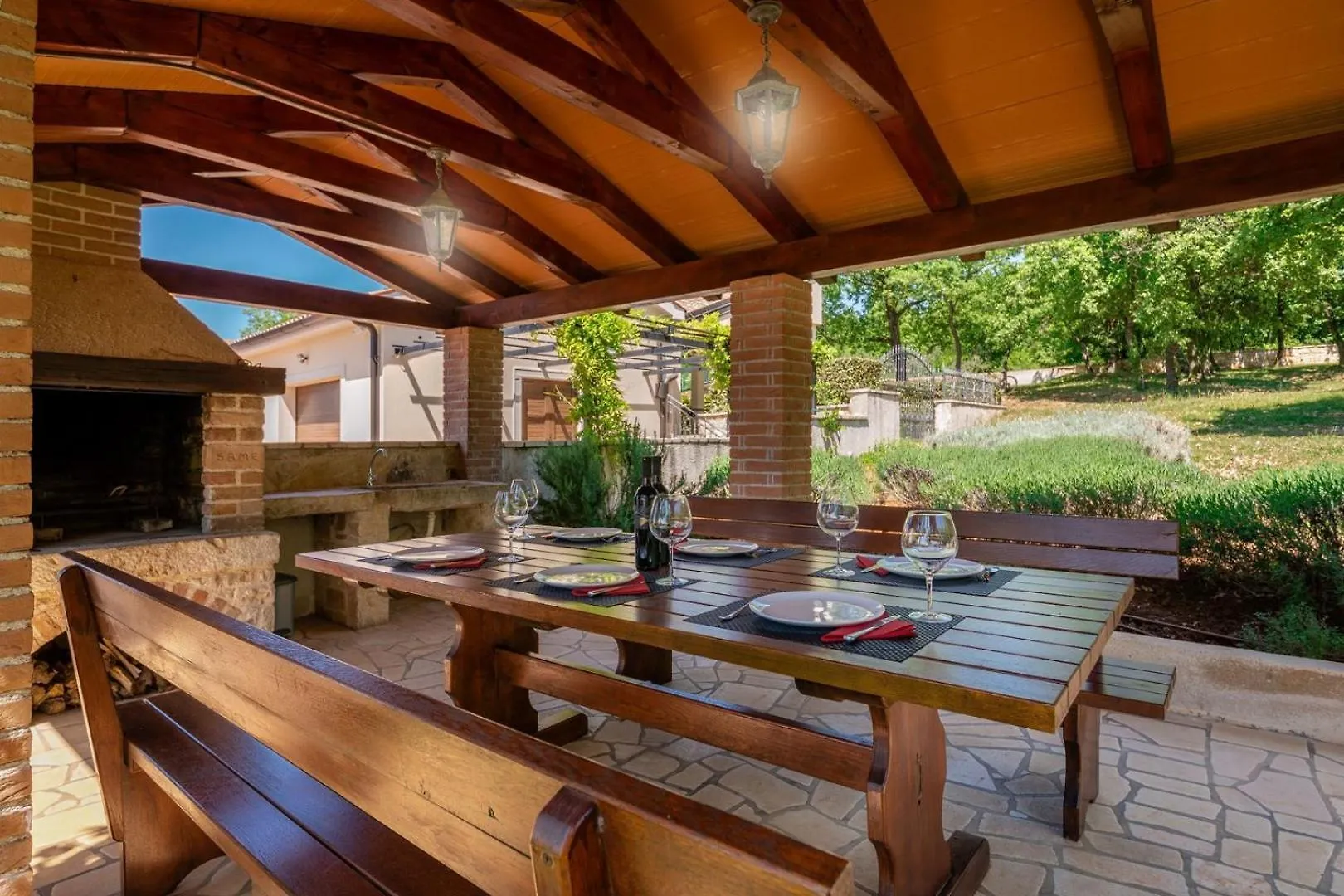 Markovac Bella Vista Polettiヴィラ ヴィラ